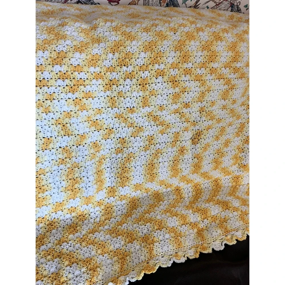 Handmade Crochet‎ Blanket Yellow White Chevron Pattern Soft Knit Throw 50
